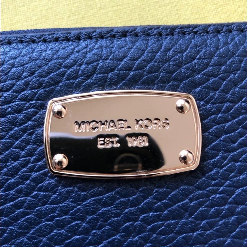 NWOT Michael Kors wallet
